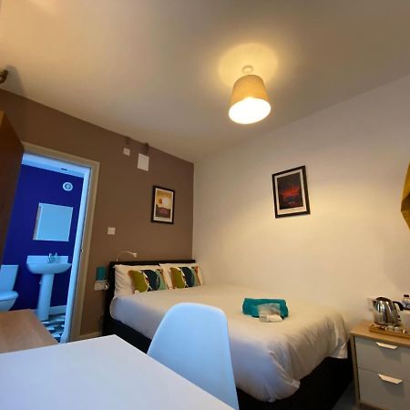 77 Underwood Lane Apartment Crewe Bagian luar foto