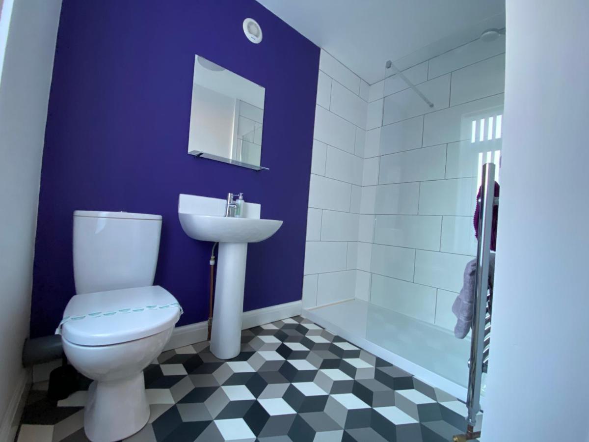 77 Underwood Lane Apartment Crewe Bagian luar foto