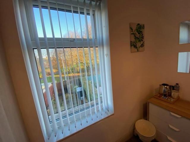 77 Underwood Lane Apartment Crewe Bagian luar foto